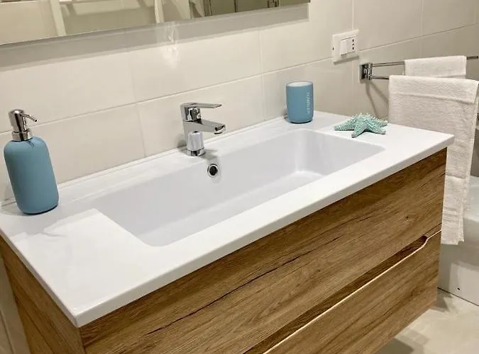 شقة Chalaroste تيراسيني